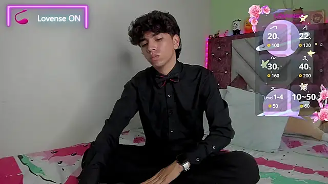 Snapshot of Santy_carrington chatting on December 14, 2025, 3:35 am Santy carrington online show from December 14, 2025, 3:35 am