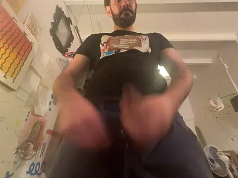 RealbarcelonaXxl online show from June 11, 2026, 11:46 pm