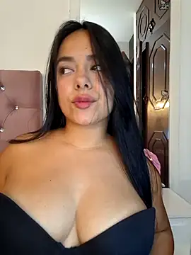 MarianaByanchi online show from July 23, 2026, 8:16 pm