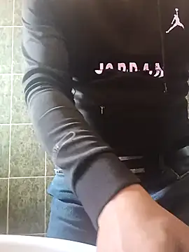 franko1987 online show from March 22, 2025, 9:13 am