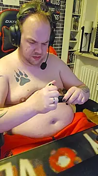 PupW0lfy online show from February 15, 2026, 6:18 pm