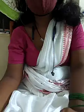 Snapshot of Tamil--Rani chatting on February 16, 2025, 3:27 pm Tamil--Rani online show from February 16, 2025, 3:27 pm