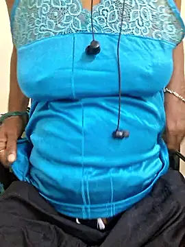 Snapshot of Tamil--Rani chatting on January 7, 2026, 3:17 pm Tamil--Rani online show from January 7, 2026, 3:17 pm