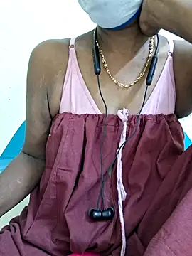 Snapshot of Tamil--Rani chatting on December 20, 2025, 2:20 pm Tamil--Rani online show from December 20, 2025, 2:20 pm