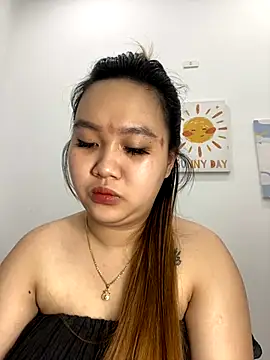 Odette68 online show from November 12, 2025, 4:16 am