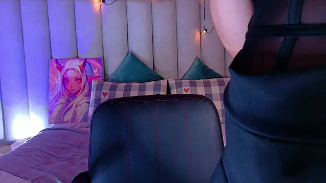 AmbarHills 1 online show from October 25, 2025, 11:31 am