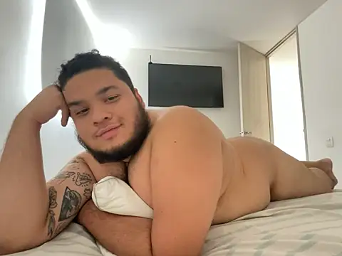 Snapshot of chavarro889 chatting on February 7, 2025, 5:51 pm chavarro889 online show from February 7, 2025, 5:51 pm
