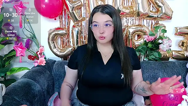 Snapshot of abbygarcia_oli chatting on April 8, 2026, 6:42 pm abbygarcia oli online show from April 8, 2026, 6:42 pm