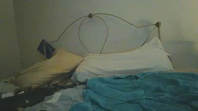 jameswestfall3224 online show from December 23, 2025, 6:34 am