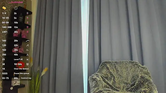 CreamyInkky  online show from March 21, 2025, 7:22 am