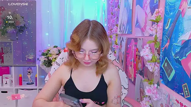 Coconut Mia online show from June 3, 2026, 1:45 pm