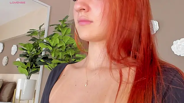 AylinMillerxs online show from March 20, 2025, 8:08 pm