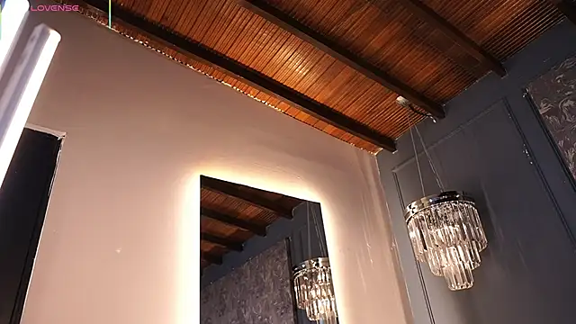 AylinMillerxs online show from April 3, 2026, 6:14 pm