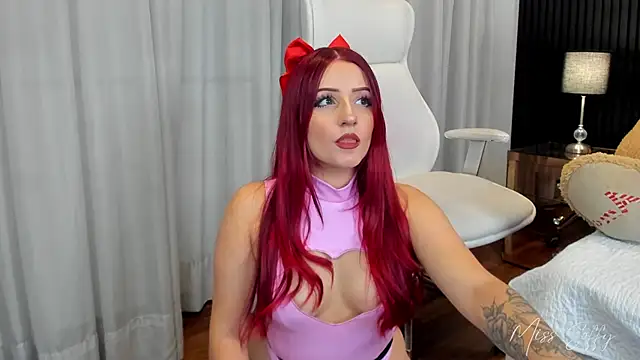 misspaulinaa online show from March 7, 2025, 11:16 pm