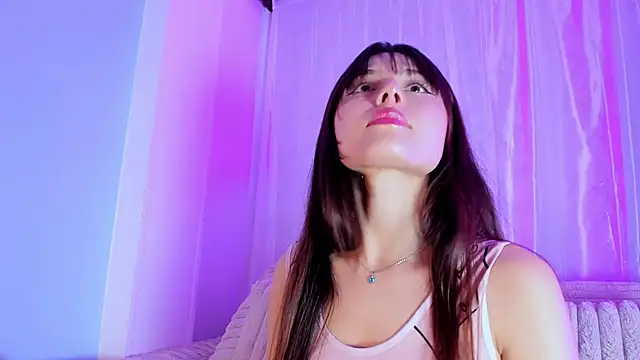 EmilyWithe online show from April 17, 2026, 11:40 pm