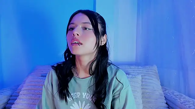 EmilyWithe online show from July 13, 2026, 11:26 pm