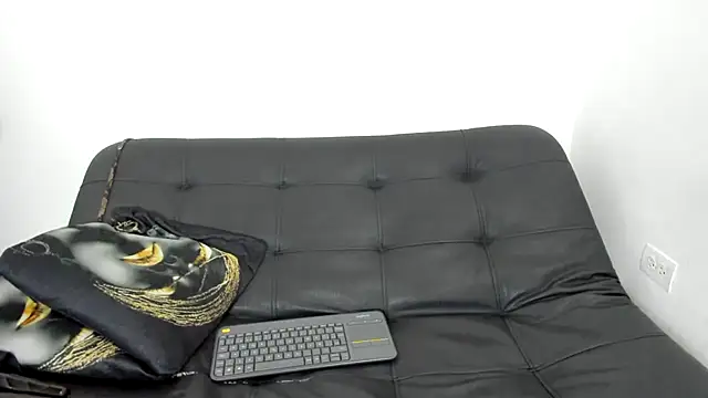 Najayla adams1 online show from March 21, 2025, 9:45 am