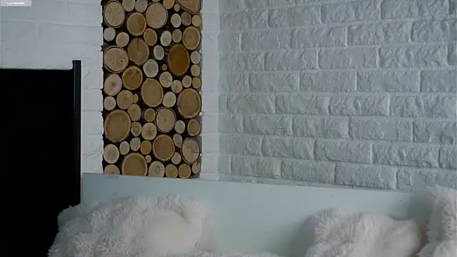 LowOncoming online show from February 9, 2026, 2:09 am