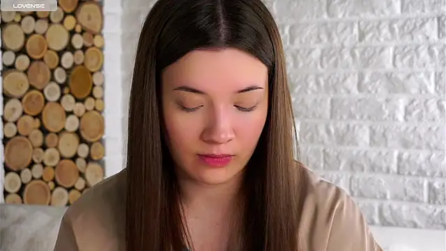 LowOncoming online show from November 2, 2025, 2:05 am