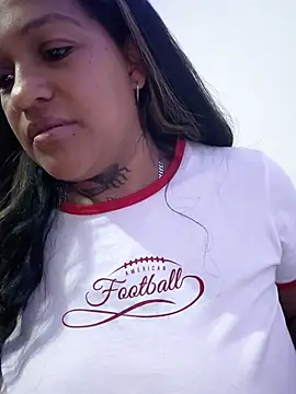 Michelle Brito1 online show from February 19, 2026, 1:57 am