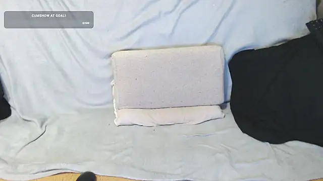 Snapshot of qustci-couple chatting on March 20, 2025, 3:25 pm qustci-couple online show from March 20, 2025, 3:25 pm