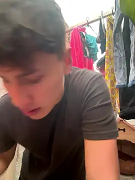 Snapshot of pipeynick chatting on January 18, 2026, 10:13 pm pipeynick online show from January 18, 2026, 10:13 pm