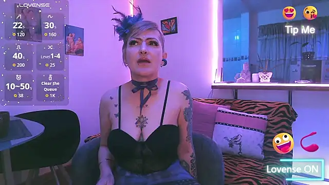 Snapshot of Maria_fernandaxxx_ chatting on December 23, 2025, 12:11 am Maria fernandaxxx online show from December 23, 2025, 12:11 am