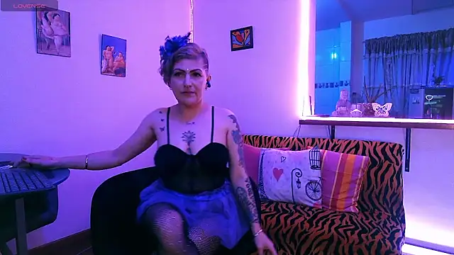 Snapshot of Maria_fernandaxxx_ chatting on September 28, 2025, 1:34 am Maria fernandaxxx online show from September 28, 2025, 1:34 am