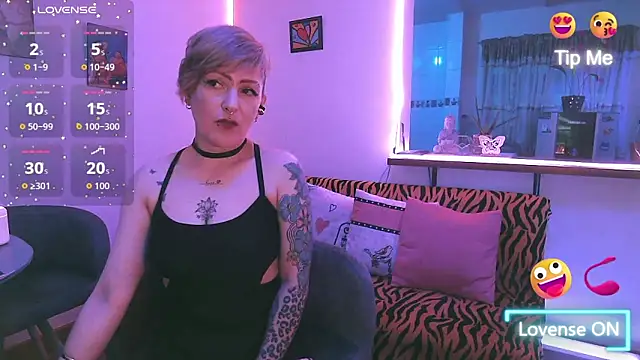 Snapshot of Maria_fernandaxxx_ chatting on November 12, 2025, 8:12 pm Maria fernandaxxx online show from November 12, 2025, 8:12 pm