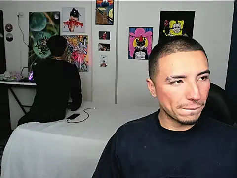 Snapshot of sweet_boys_xx chatting on October 13, 2025, 12:07 pm sweet boys xx online show from October 13, 2025, 12:07 pm