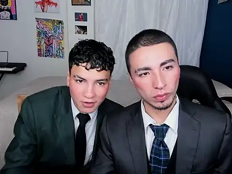 Snapshot of sweet_boys_xx chatting on February 25, 2025, 11:43 am sweet boys xx online show from February 25, 2025, 11:43 am