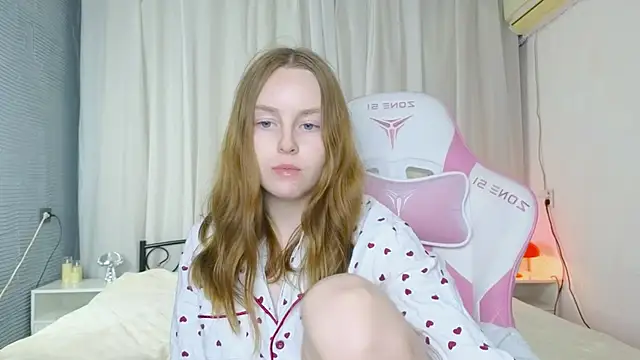 Wild  flowers online show from September 29, 2025, 11:21 pm