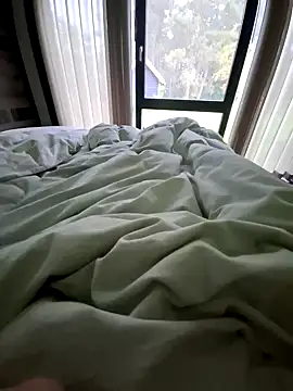 royisnice2 online show from September 29, 2025, 6:31 am