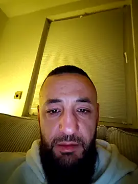 Reeeks69 online show from December 22, 2025, 5:51 am