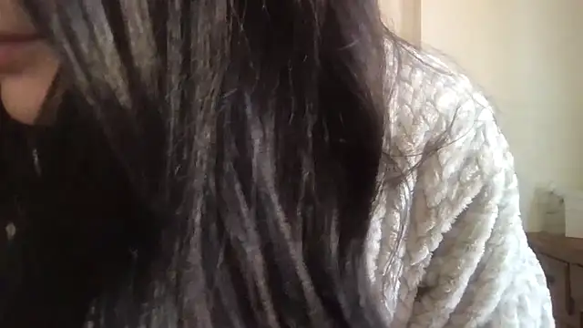 paolajonez online show from November 21, 2025, 12:37 pm