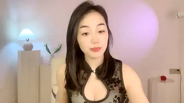 cloud8822 online show from January 5, 2025, 2:08 pm