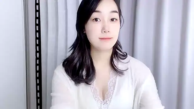 cloud8822 online show from November 10, 2025, 11:04 am