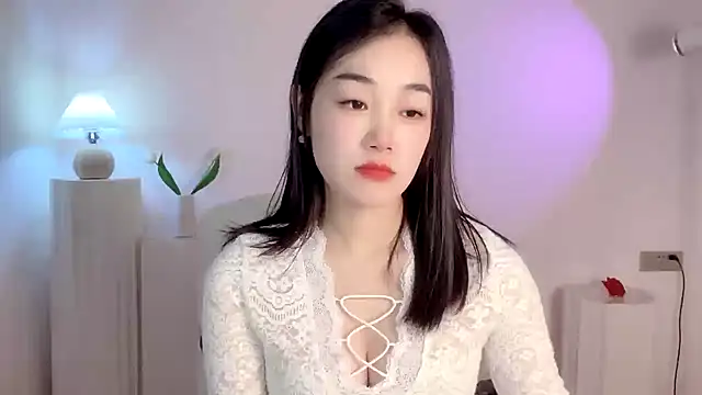 cloud8822 online show from December 6, 2024, 2:22 pm
