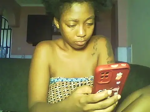 Snapshot of Sexxy_bre chatting on January 23, 2025, 5:02 am Sexxy bre online show from January 23, 2025, 5:02 am
