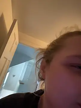 Lalalynn online show from May 12, 2026, 6:58 pm
