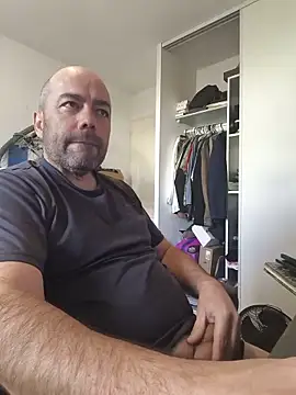 Snapshot of veryverybigdick45 chatting on June 3, 2026, 8:26 am veryverybigdick45 online show from June 3, 2026, 8:26 am