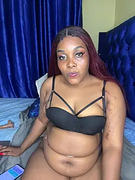 Queenshaz01 online show from April 30, 2026, 8:38 pm