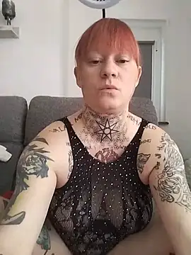 poussichienne online show from July 29, 2026, 7:18 am
