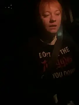 poussichienne online show from March 19, 2026, 4:23 am