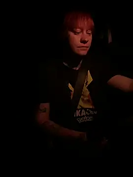 poussichienne online show from July 22, 2026, 2:24 am