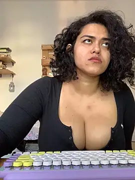 Snapshot of Curvydesifromgermany chatting on March 5, 2025, 3:29 pm Curvydesifromgermany online show from March 5, 2025, 3:29 pm