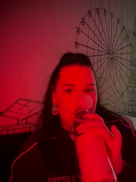 xlinastarrx online show from April 2, 2026, 6:47 pm