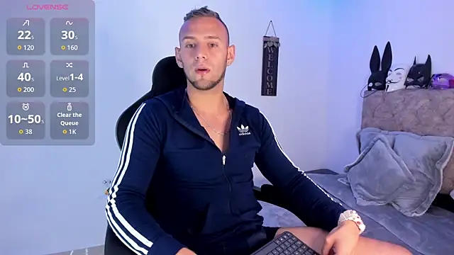 Snapshot of Damon_Bakert chatting on October 9, 2025, 3:01 pm Damon Bakert online show from October 9, 2025, 3:01 pm