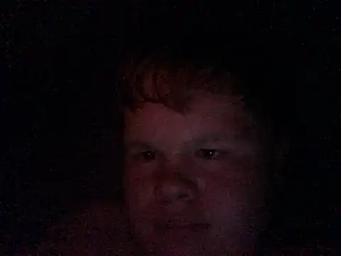 Snapshot of SwobbingInterim chatting on August 5, 2026, 10:48 pm SwobbingInterim online show from August 5, 2026, 10:48 pm