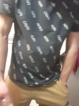 bigdickdaddy2184 online show from November 8, 2025, 10:08 am